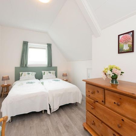 Quaint Apartment In Schoorl Near Tennis Court Exterior photo